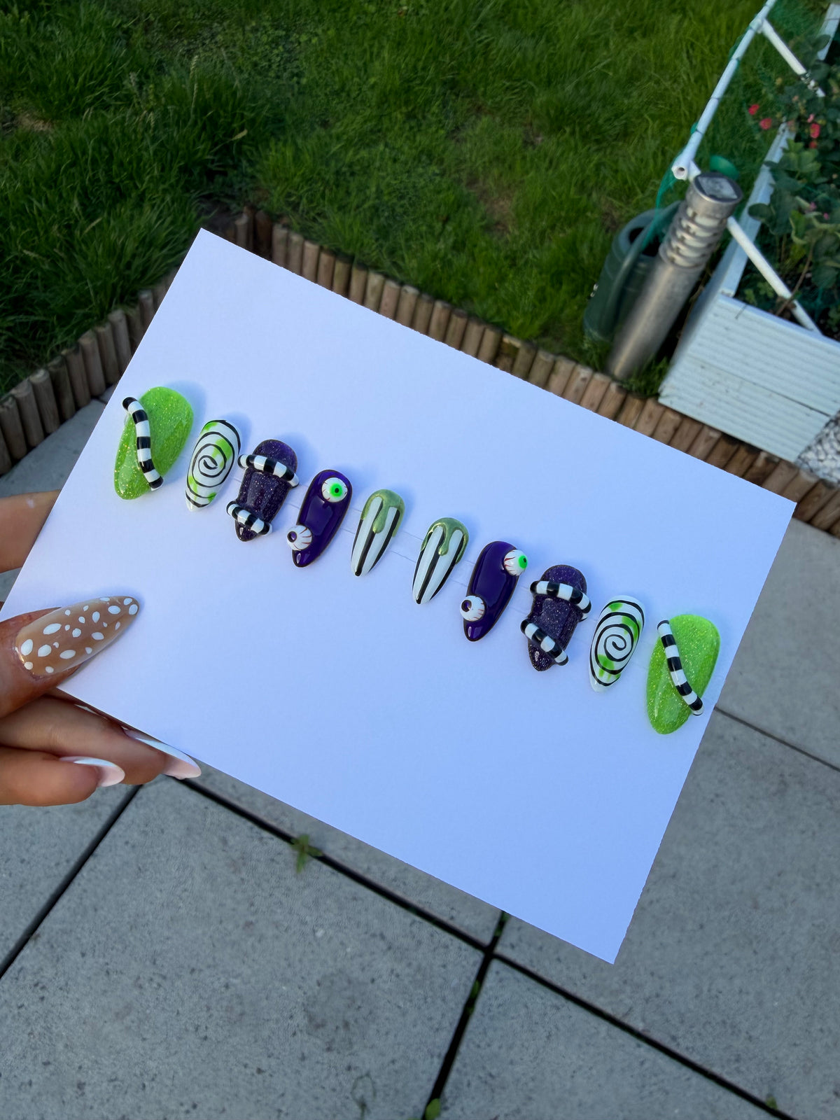 Beetlejuice Inspired Press-On Nails