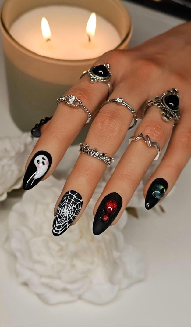 Black Spooky 3D Press-On Nails